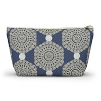 Lace Hexagon Accessory Pouch w T-bottom in Navy